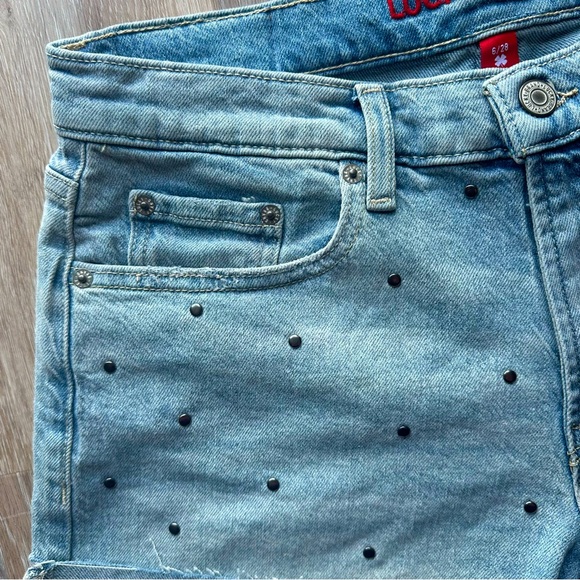 Lucky Brand Women's Light Blue Studded Jean Shorts Mid Rise - Picture 3 of 8